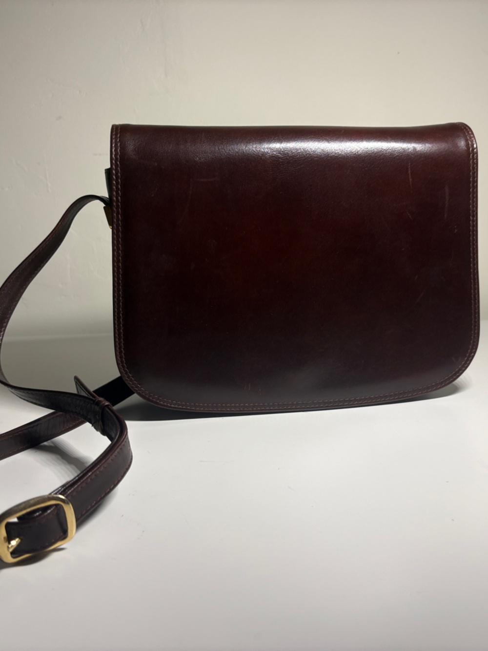 Vintage Mahogany Leather Crossbody/Shoulder Bag in Dark Brown, Italian Made